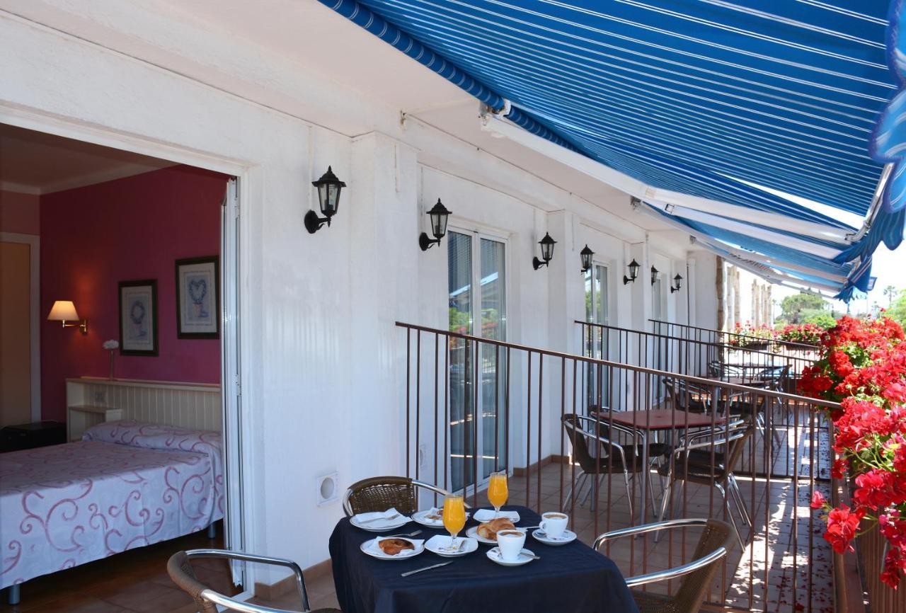 Hotel Casa Feliu Santa Susanna Exterior foto